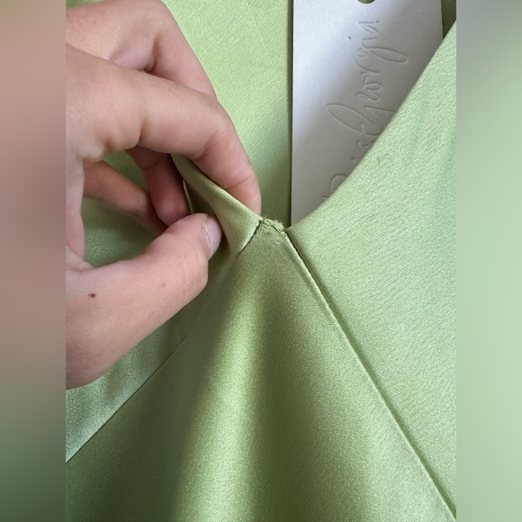 NWT Paris Georgia Bettina split midi dress in pistachio green - Picture 2 of 6